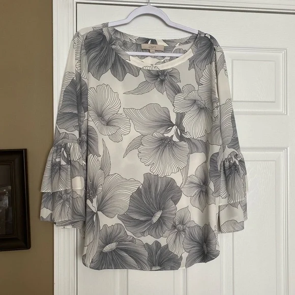 Loft blouse - Picture 1 of 3